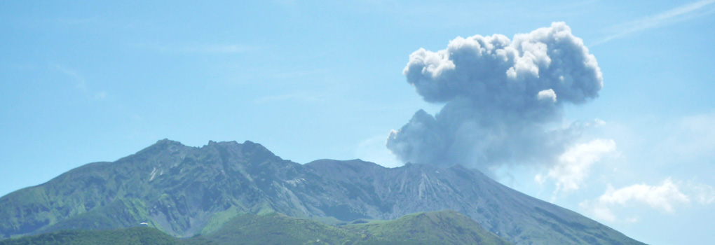 観測をつづけて５０年。/観測技術開発のフロンティア“地震火山研究センター”